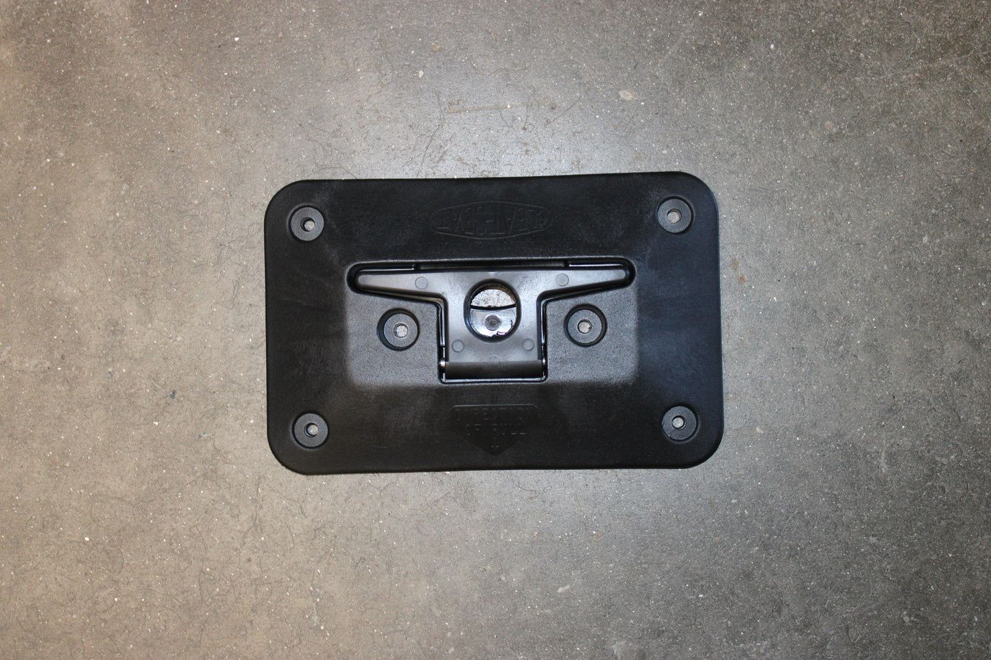 Folding Cleat (with Hardware)