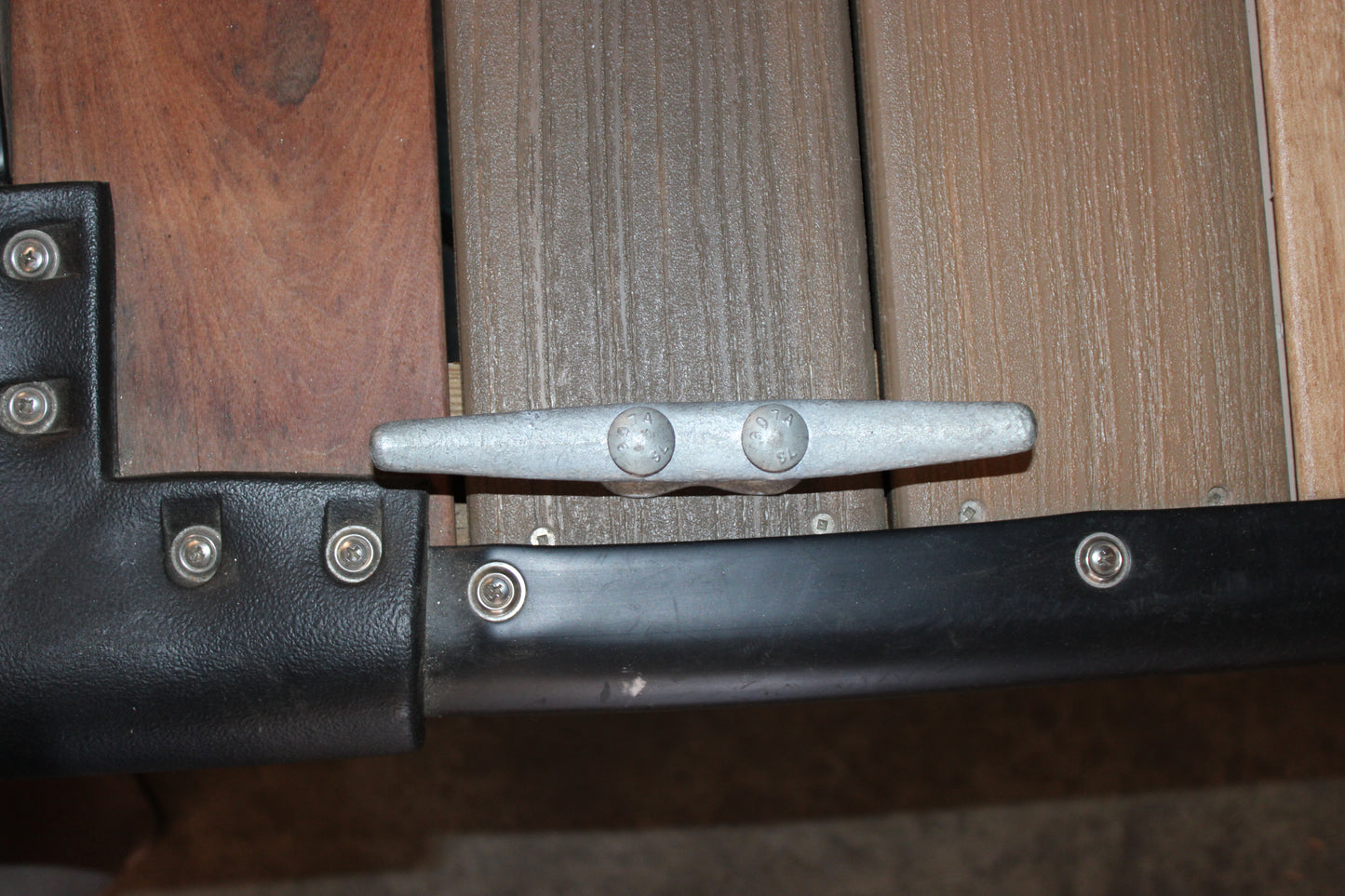 8in Galvanized Cleat with Hardware