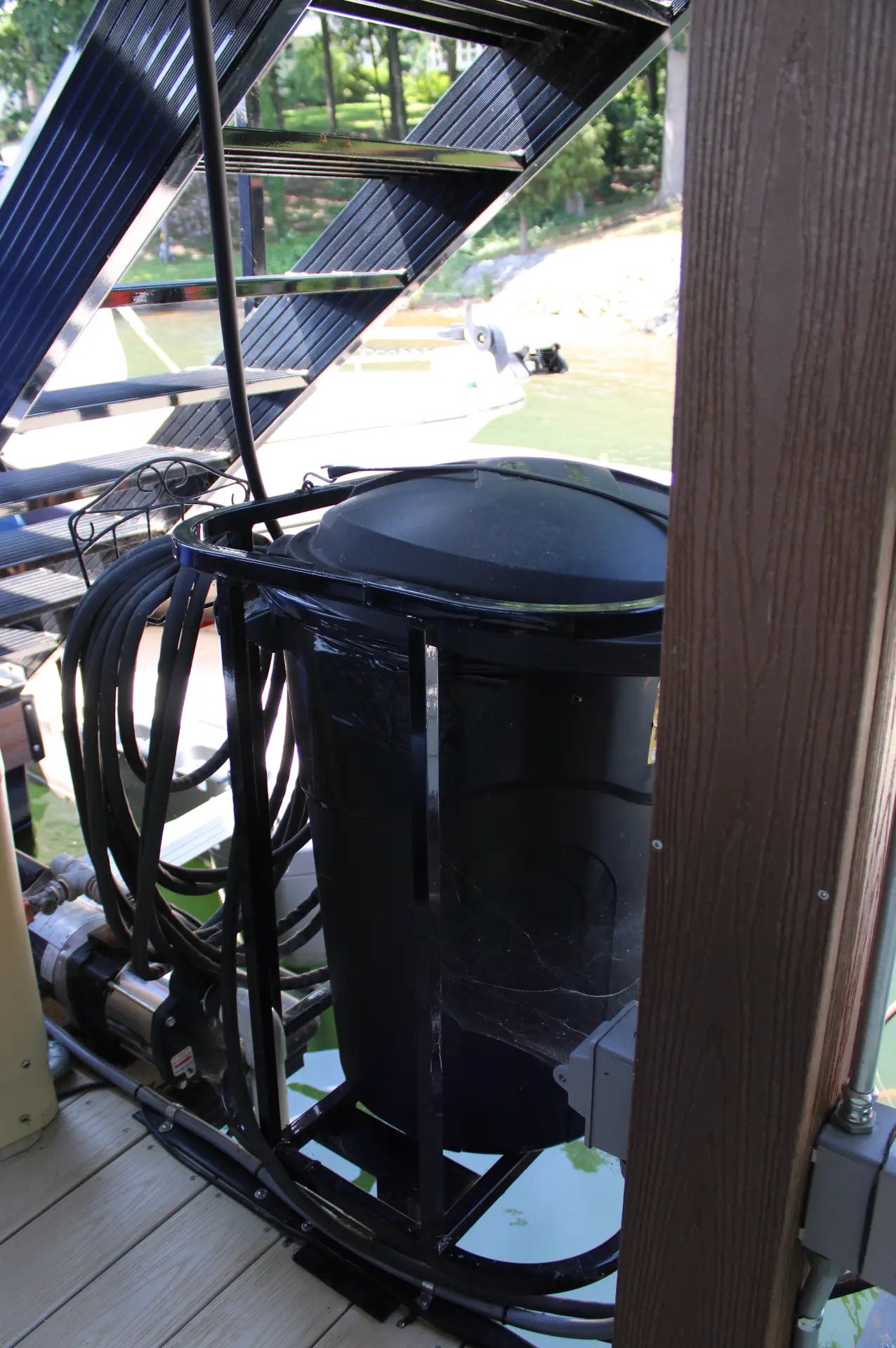 Trash Can Holder with Trash Can